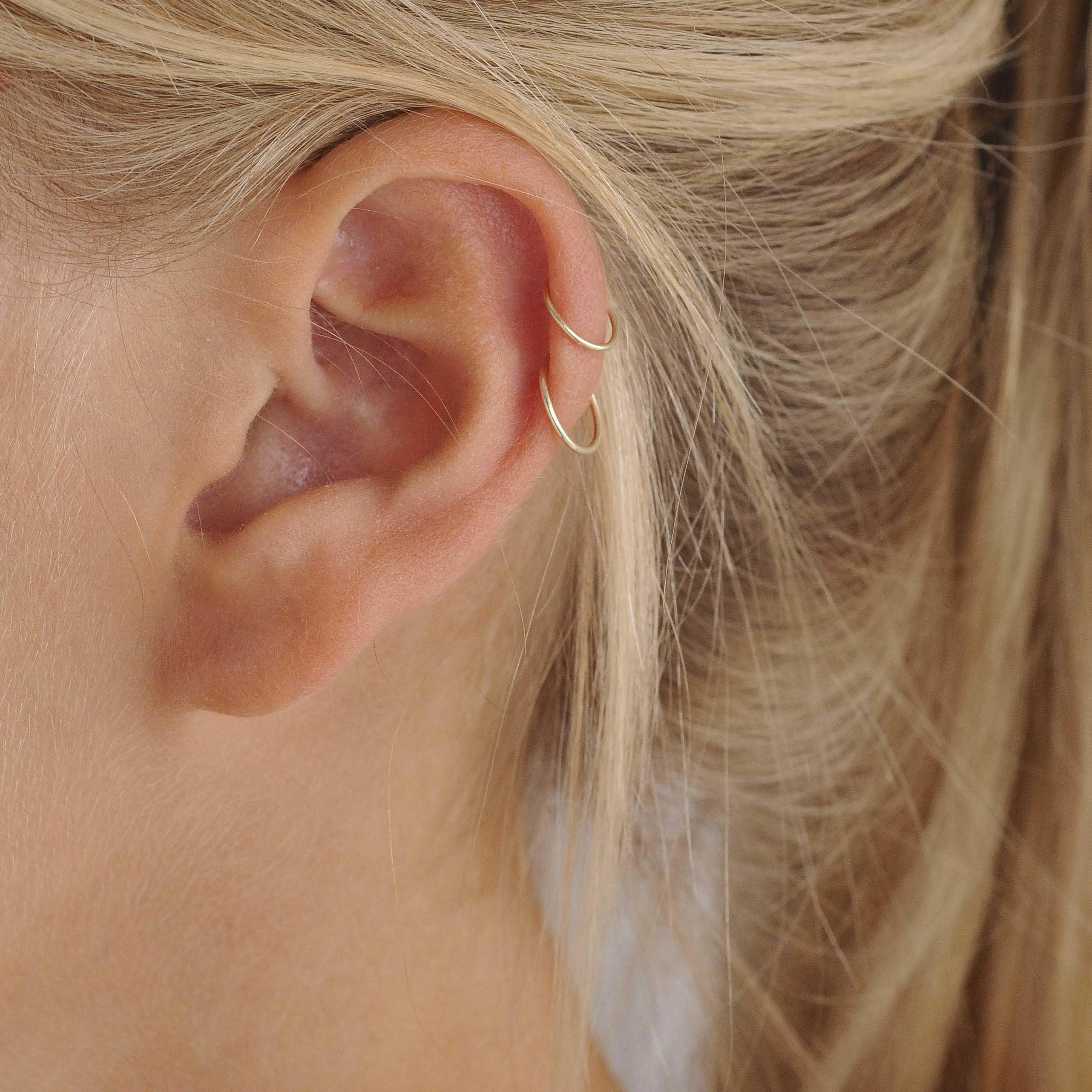 18ct Gold Small Cartilage Helix Earring Hoops - Image 4