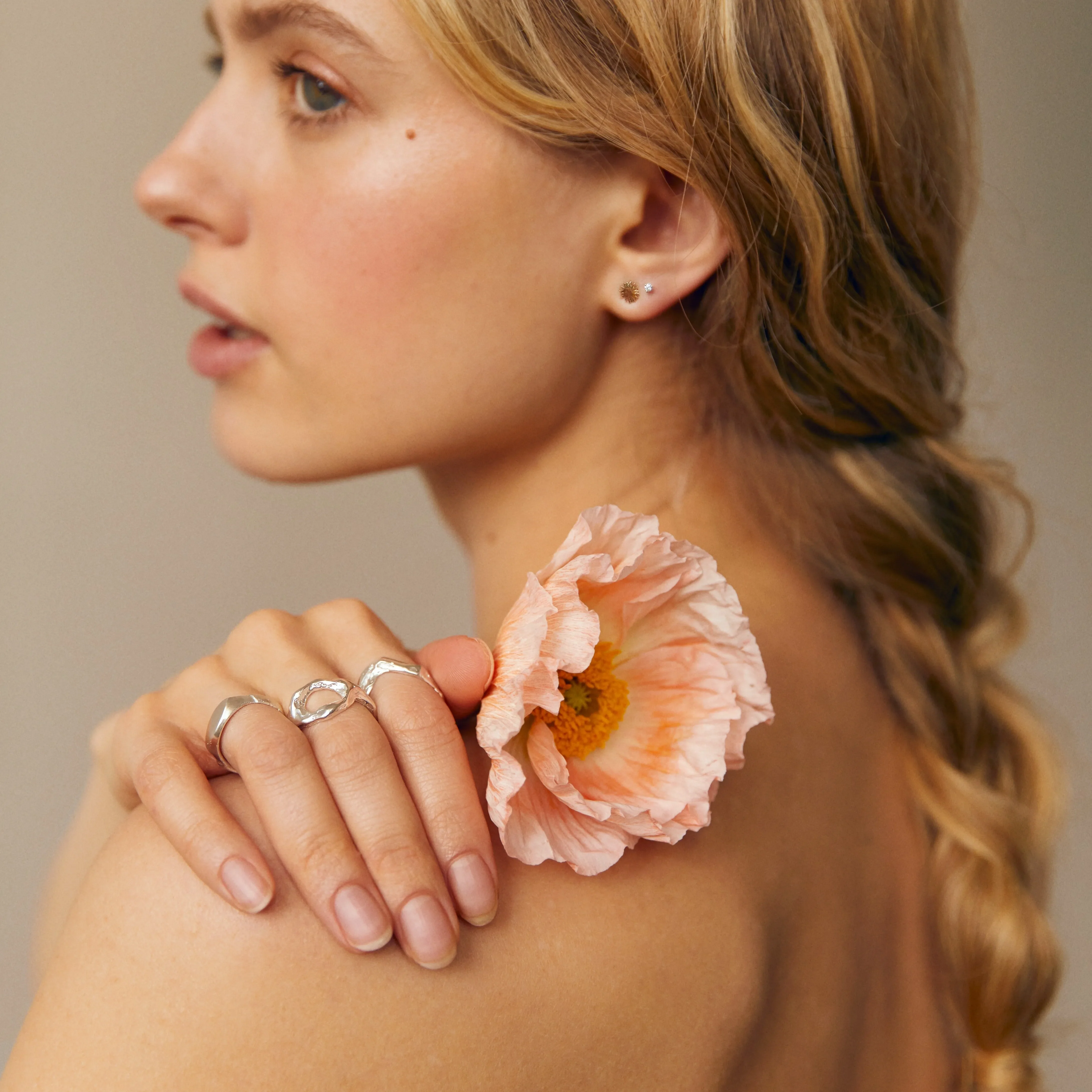 Silver Bloom Wave Ring - Image 6